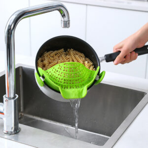 Silicone Pot Side Drain Stopper - Kitchen Essential
